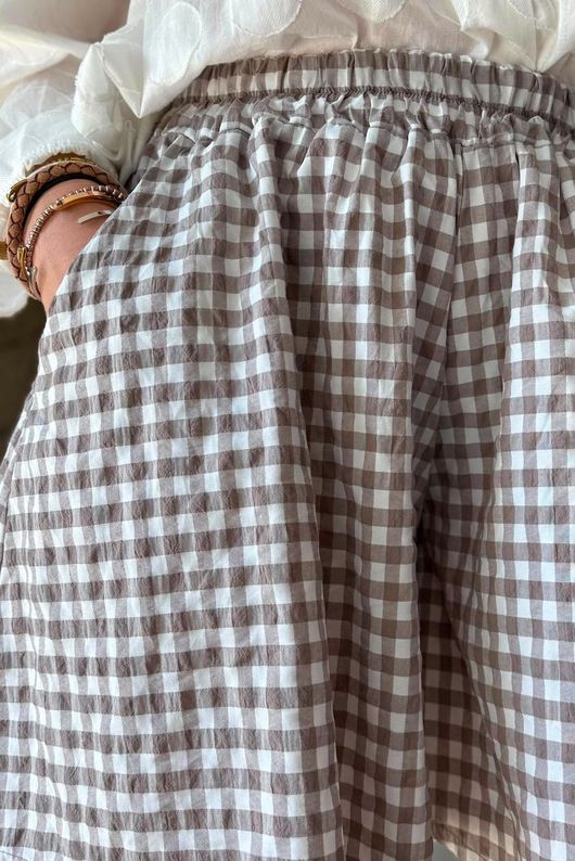 Nonni Gingham City Short Mocha